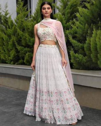 Women Embroidery Lehenga Choli Set with Dupatta