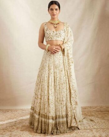 Women Embroidery Lehenga Choli Set with Dupatta