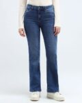 Women Lightly Washed Bootcut Jeans