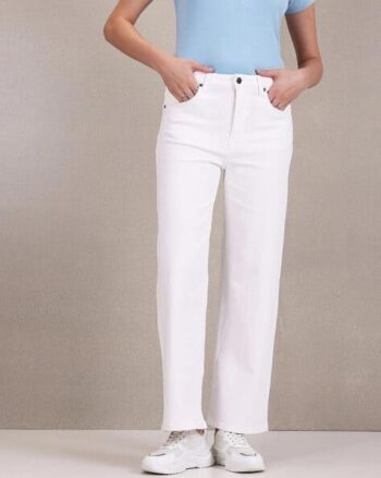 High-Rise Relaxed Fit Wide-Leg Jeans