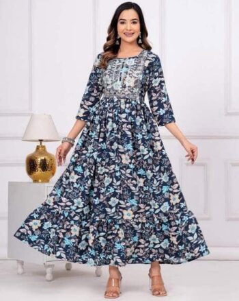 Women Floral Flared Kurta