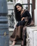 Women Woven Banarasi Soft Semi Silk Saree