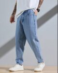 vooter_aqua_men_lightly_washed_tapered_fit_jeans.jpg