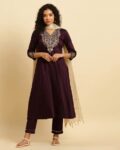 Women Floral Flared Kurta Set