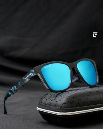 CBlueGoblinSC2EL1136 UV-Protected Square Shape Sunglasses