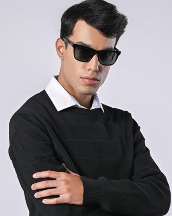 Unisex Polarized and UV Protected Wayfarer Sunglasses -JJ S14668