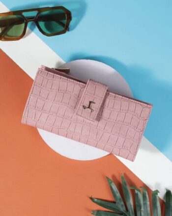Women Textured Bi-fold Wallet