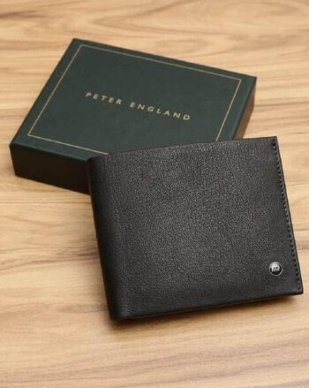 Men Bi-Fold Wallet with Logo Accent