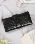 teakwood_leathers_black_croc-pattern_bi-fold_wallet_with_snap-button_closure-1.jpg