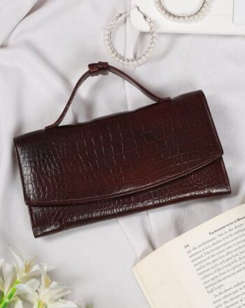 Croc-Pattern Bi-Fold Wallet with Snap-Button Closure