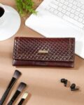 teakwood_leathers_brown_women_logo_embossed_bi-fold_wallet.jpg